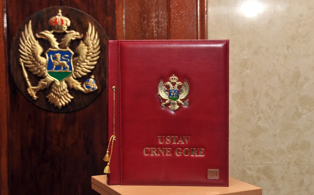 Ustav Crne Gore