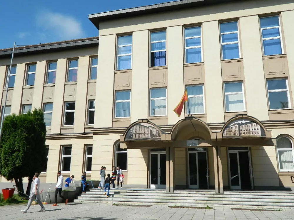 Гиманзија "Панто Малишић"