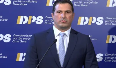 Janović: Prekinuti hajdučiju vlasti, vanredni parlamentarni izbori jedini izlaz