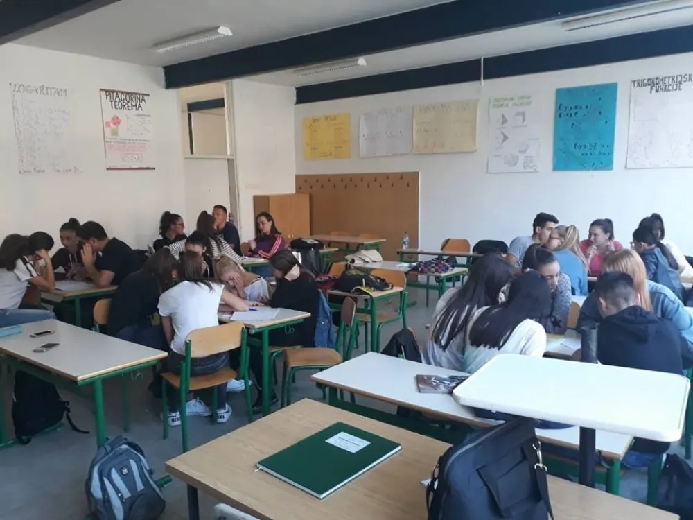 Ucenici pljevaljske skole