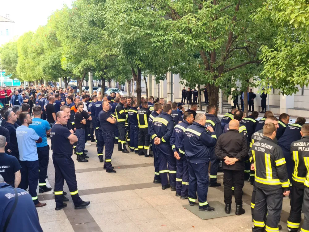 Protest vatrogasaca