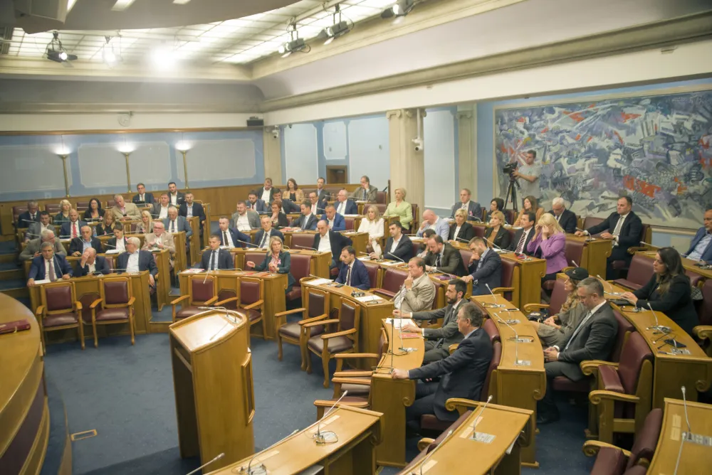 Političari odgovorni &scaron;to Romi jo&scaron; nemaju predstavnika u parlamentu