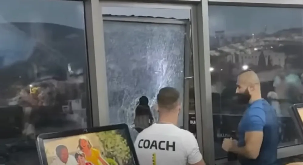 Požar u Arena sport centru u Mostaru