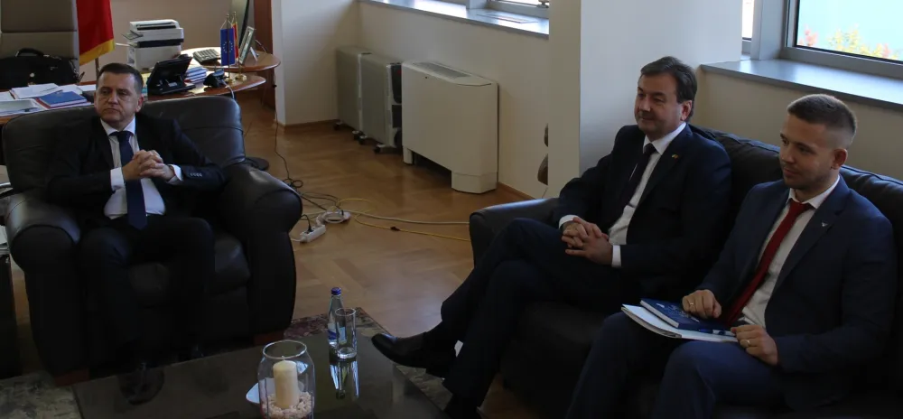 Saradnja ambasade Ukrajine i Ministarstva prosvjete na visokom nivou