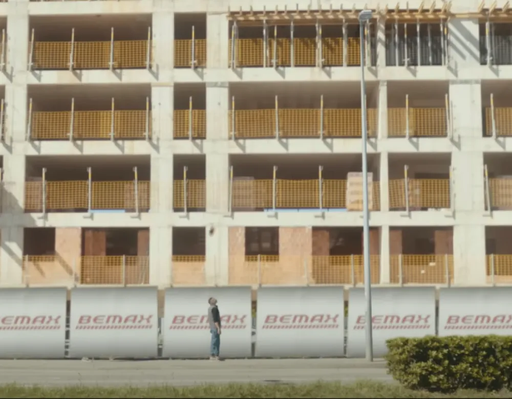 Ura spot bemax
