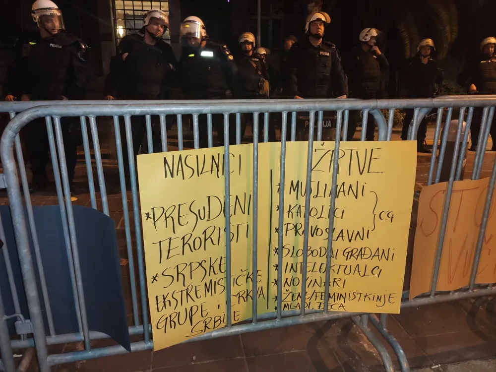 Policija ispred Skup&scaron;tine