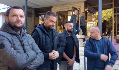 Biv&scaron;i radnici Željezare čekaju Abazovića