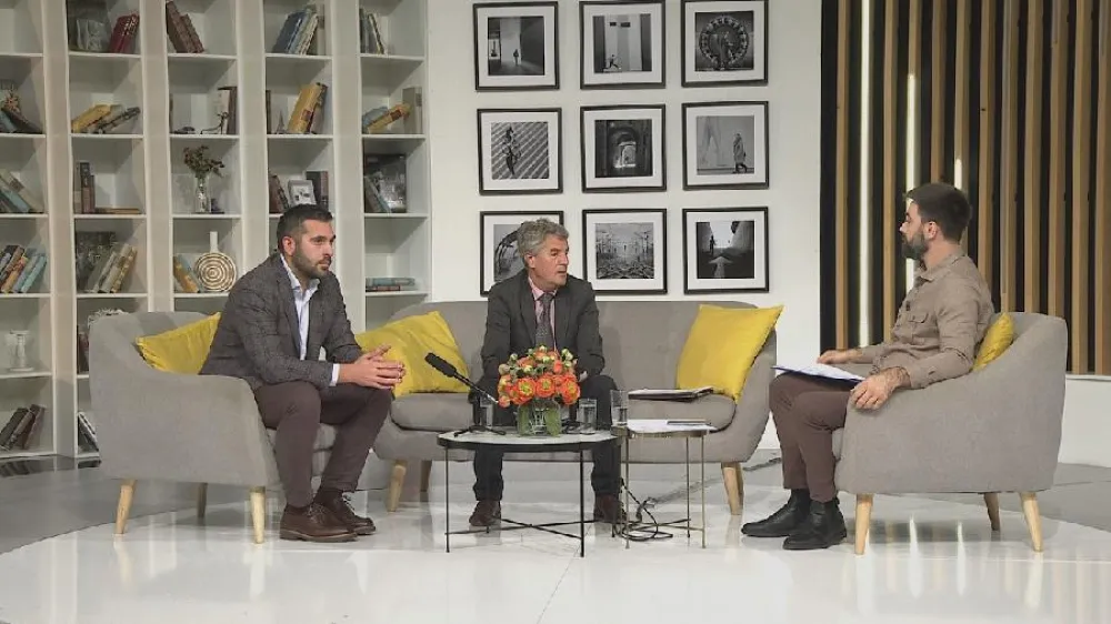 Keković naglasio da ne odustaju od neradne nedjelje (Foto: TVCG)