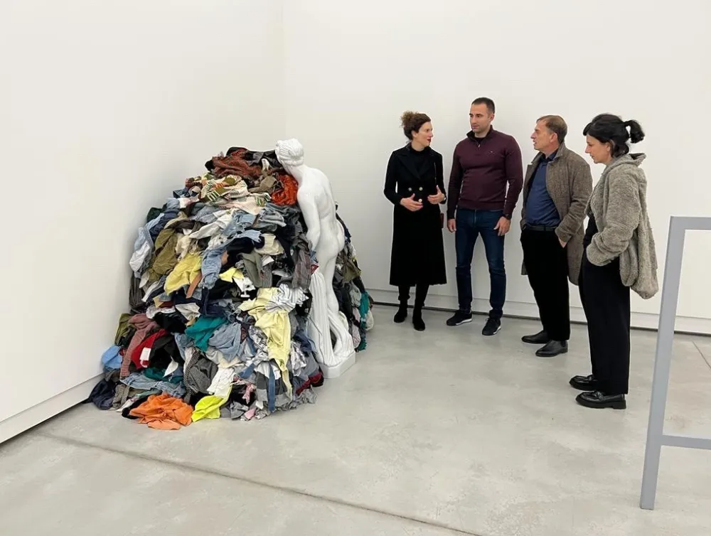 Ministarka kulture sa saradnicima u posjeti Muzejima i galerijama Ljubljane