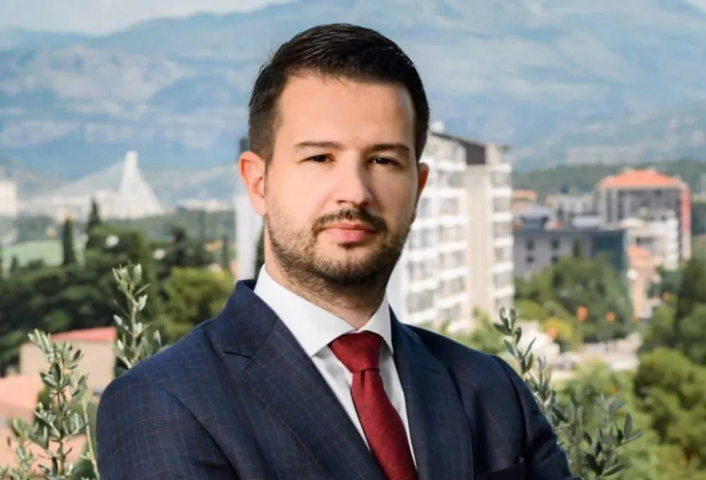 Foto. Evropa sad