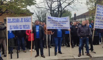 Radnici Željezare ispred Ambasade Turske