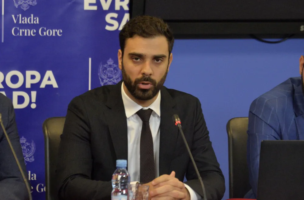 Konferencija ministarstva finansija, Filip Radulovic, direktor montenegro works,Ministarstvo finansija, Montenegro works, MFSS, MW, Filip Radulovic, Jovan Gosovic, Milojko Spajic, Branko Krvavac, direktor, ministar
