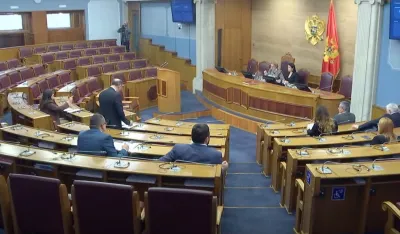 (VIDEO) Poslanici razmatrali predlog zakona o porezu na dodatu vrijednost i izmjenu zakona o zdravstvenoj za&scaron;titi