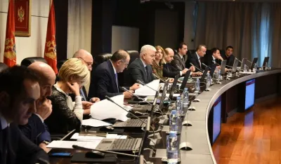 Са раније сједнице Владе