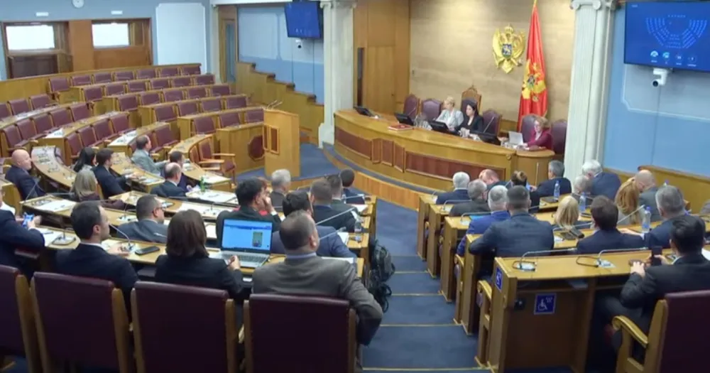 (VIDEO) Skup&scaron;tina ponovo izglasala izmjene Zakona o predsjedniku