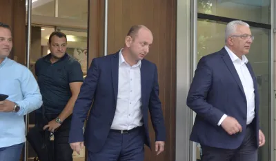 Sastanak premijera sa predstavnicima vlasti, rekonstrukcija vlade, DF i premijer sastanak oko rekonstrukcije vlade, Andrija Mandic, Milan Knezevic, Andrija Mandic I Milan Knezevic