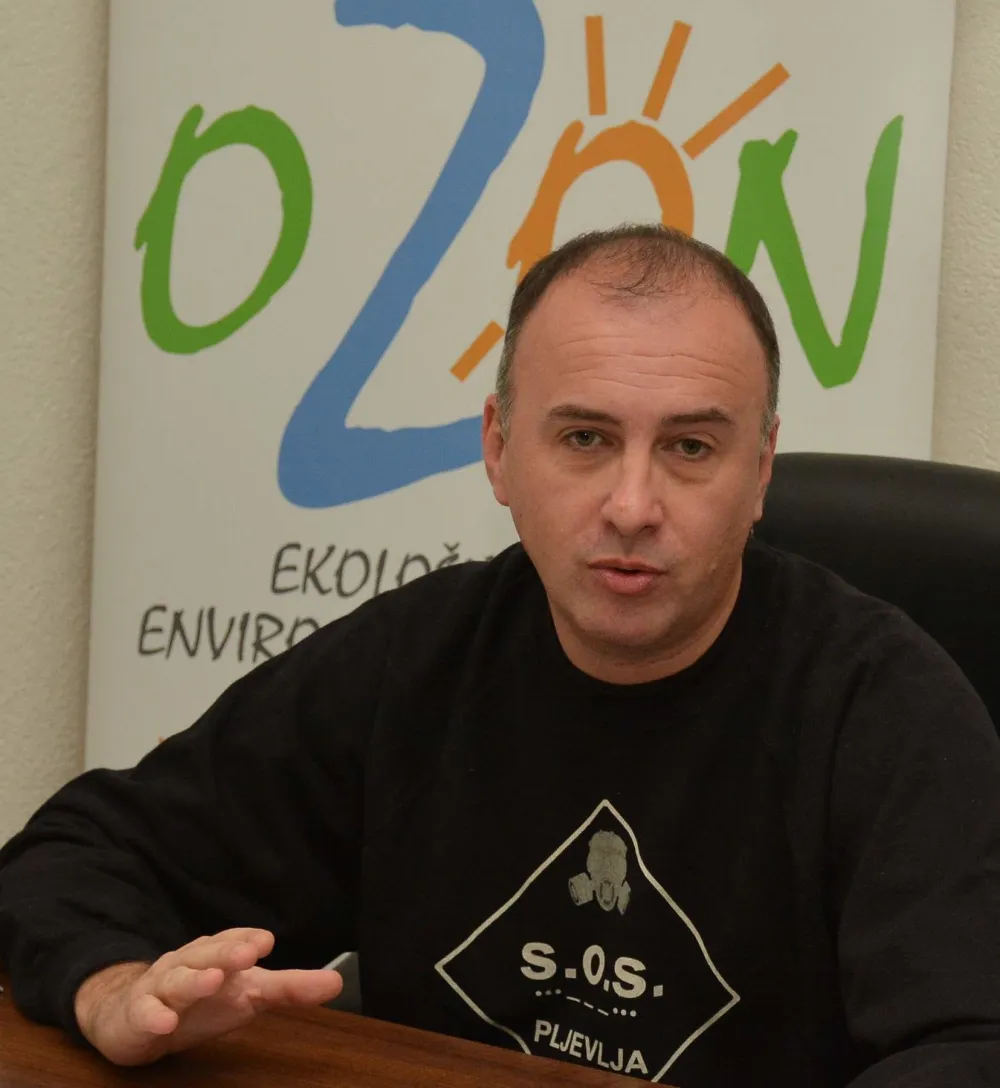 Perović upozorio: Dviјe trećine građana udi&scaron;e zatrovan vazduh