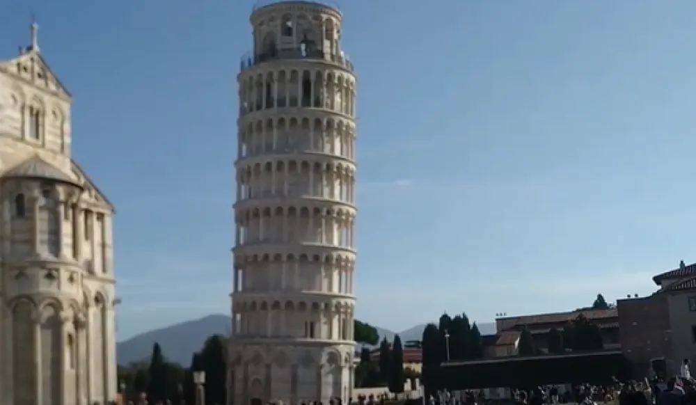 Kosi toranj u Pizi se ispravio za četiri centimetra