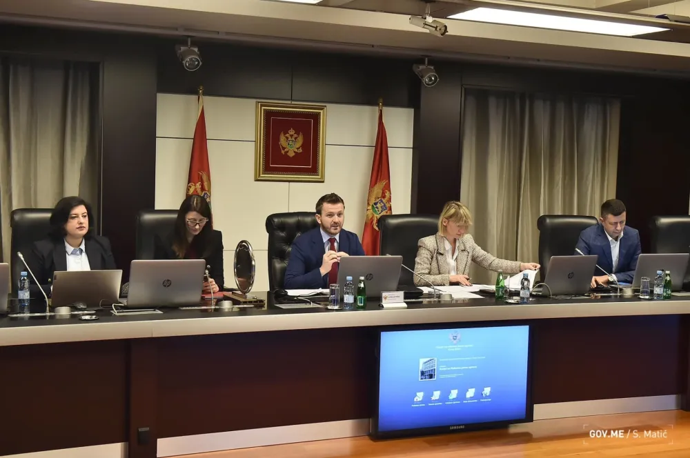 Razmotrili nacrt Zakona o Vladi i izmjene i dopune Zakona o slobodnom pristupu informacijama