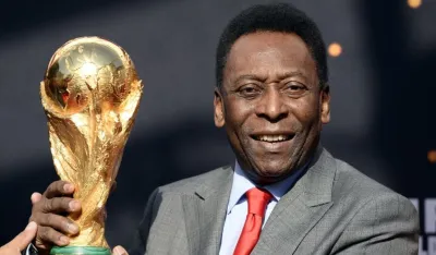 Edson Arantes do Nasimento Pele