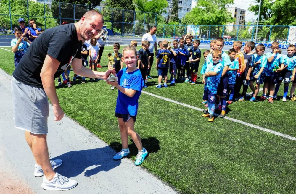 Itana Mara&scaron; di&scaron;e za sport: Fudbal niјe samo za dјečake, јer i dјevoјčice mogu sve