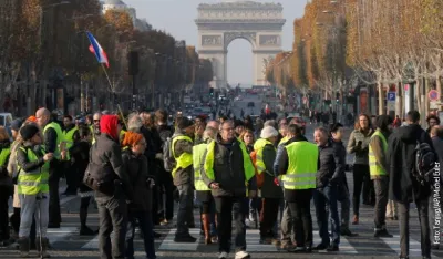 Протести у Паризу