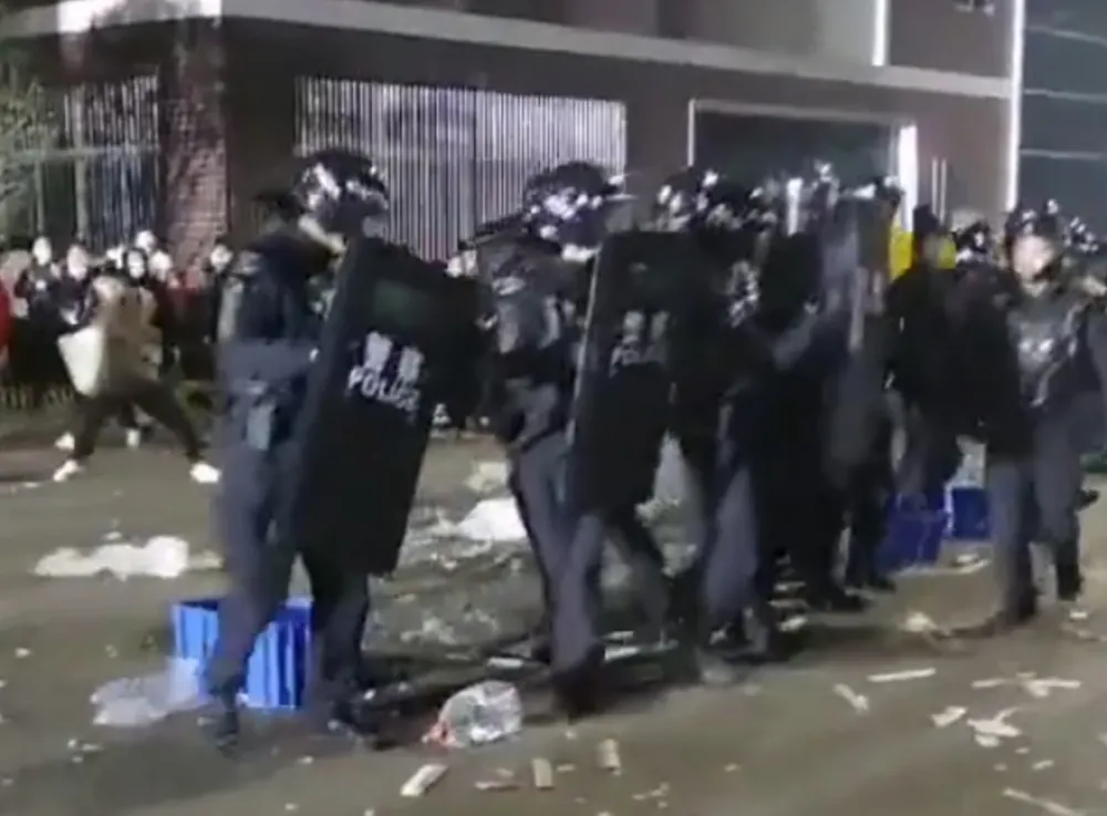 kina protest