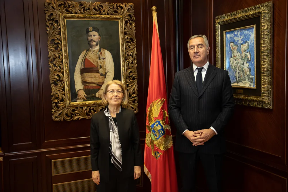 Ambasadorka Ozan zahvalila Đukanoviću na vrijednom priznanju
