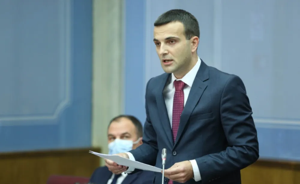 Papović: Politika Srbije prema Crnoj Gori