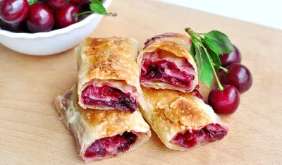 Brza pita sa vi&scaron;njama i grizom