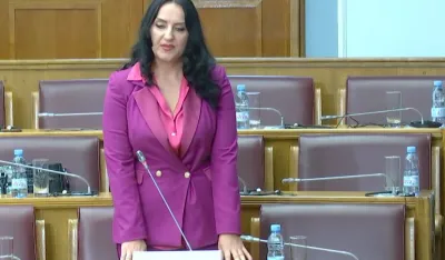 Azra Cama
