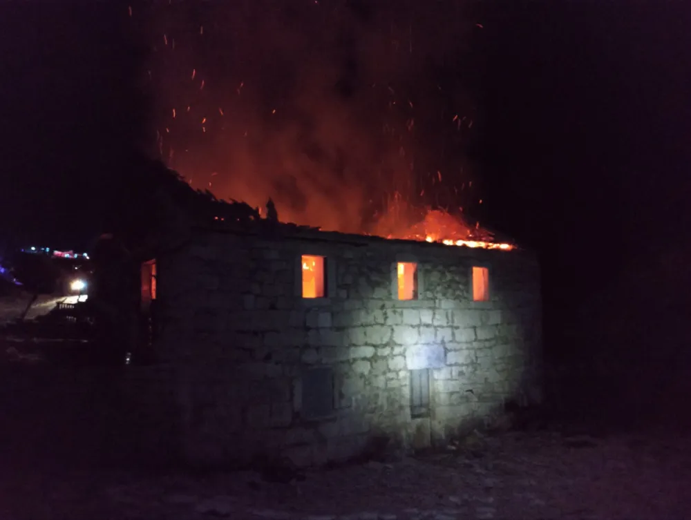Izgorela kuća Bata Damjanovića