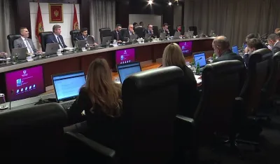 Minus u budžetu 2025. biće skoro 1,2 milijarde eura