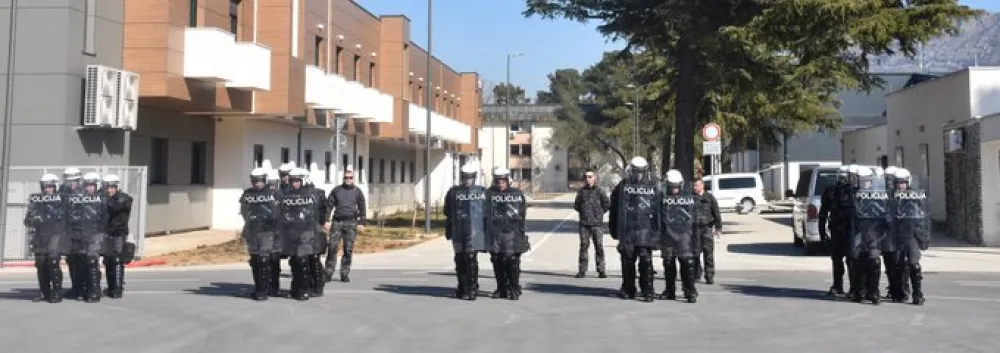 (FOTO) Zajednička obuka pripadnika PJP i Jedinice za brzo raspoređivanje