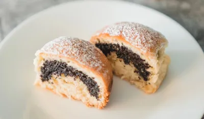 Колачићи пуњени маком