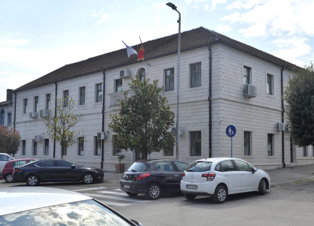 Op&scaron;tina Danilovgrad od sada&scaron;njih pet sekretariјata formiraće osam novih