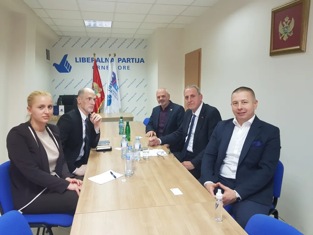 Članovi Liberalne partije sa Misijom OEBS