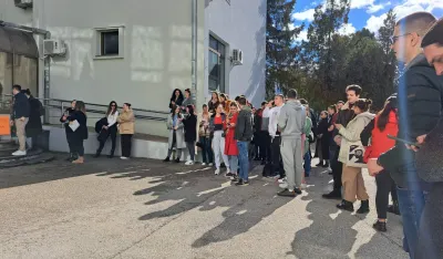Protest studenata u Nik&scaron;iću: Lo&scaron;e im je u hotelu "Onogo&scaron;t", ministar kriјe ugovor