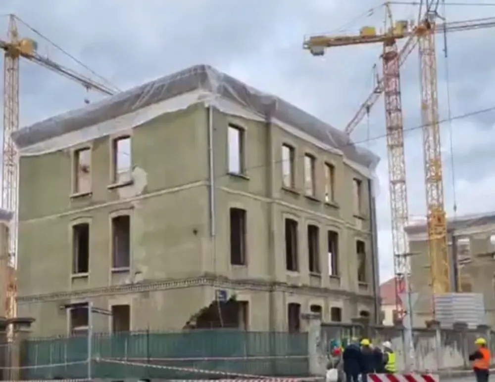Sru&scaron;io dio zgrade u Zagrebu