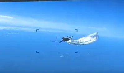 (VIDEO) Amerikanci objavili snimak incidenta: Ovako je ruski lovac oborio dron