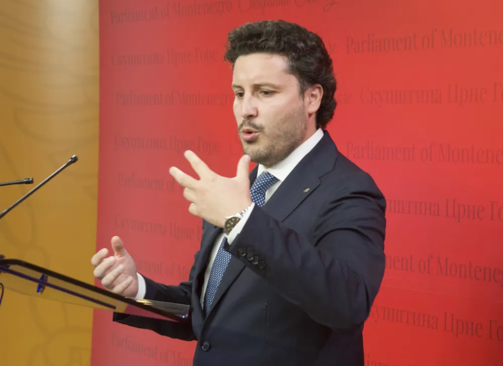 (VIDEO) Abazović: "Kavački" i "&scaron;kaljarski" klan neće upravljati državnim organima