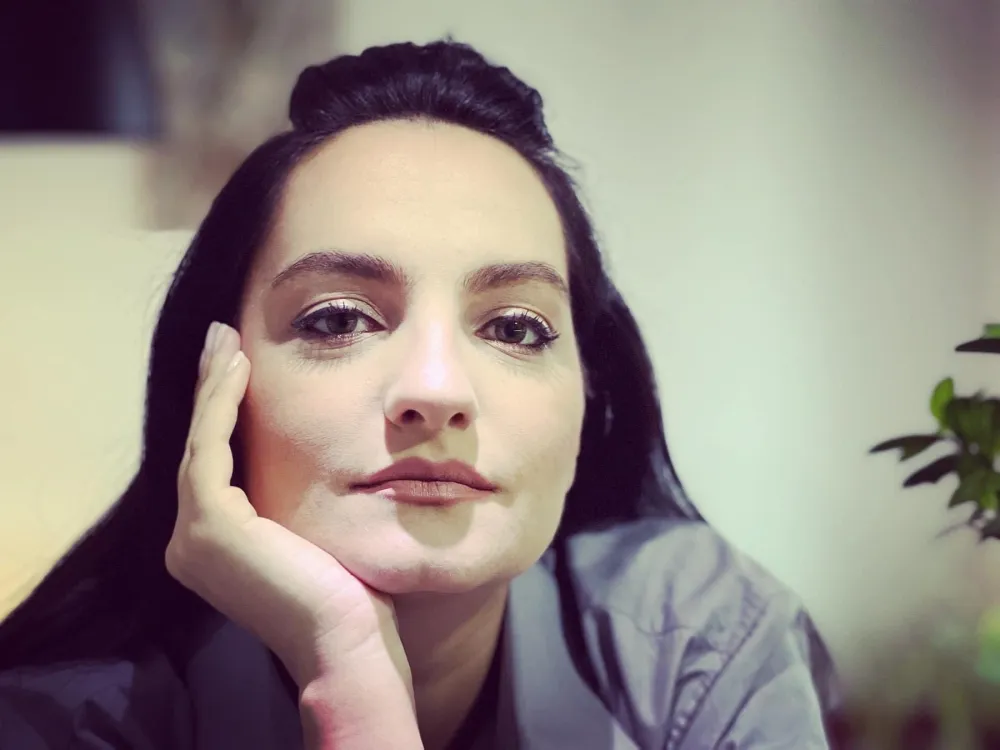 Ana Pandevska: Umјetnik može da se sudari ili da pobјegne od stvarnosti
