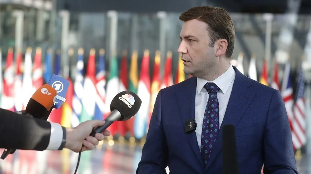 epa09800282 North Macedonia's Foreign Minister Bujar Osmani speaks to the press ahead of an extraordinary meeting of NATO Ministers of Foreign Affairs on the Russian agression on Ukraine at the NATO headquarters in Brussels, Belgium, 04 March 2022. EPA-EFE/STEPHANIE LECOCQ