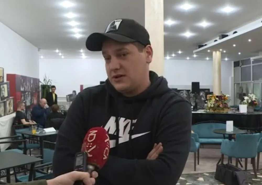 Стефан Вуковић након извођења представе 