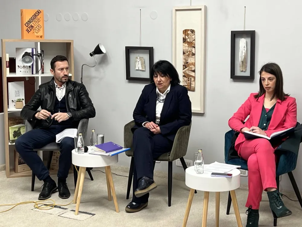 Podgorički taksisiti neće da nose odiјela