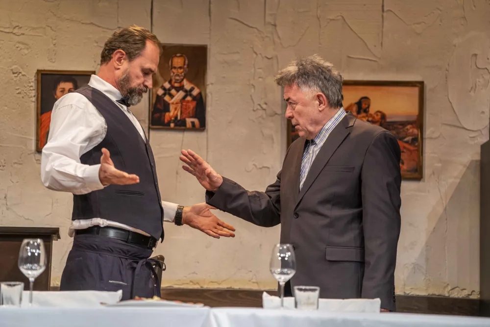 Mima Karadžić i Aleksandar Đurica u predstavi "Sportsko srce"