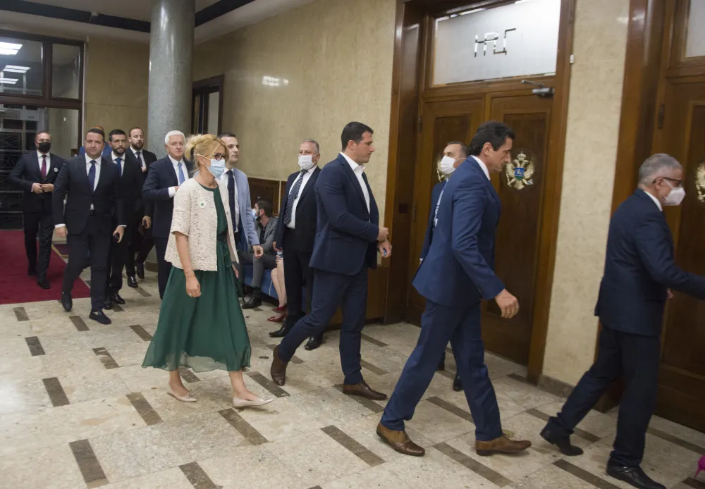 skupstina crne gore, sjednica parlamenta o smjeni ministra leposavica, skupstina crne gore 2021, skupstina novi saziv,novi parlament