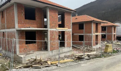 Bjelopoljski penzioneri vјeruјu da će Fond PIO pomoći da se zgrade zavr&scaron;e