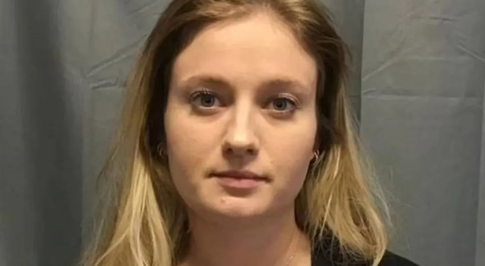 Ema Dileјni Henkok