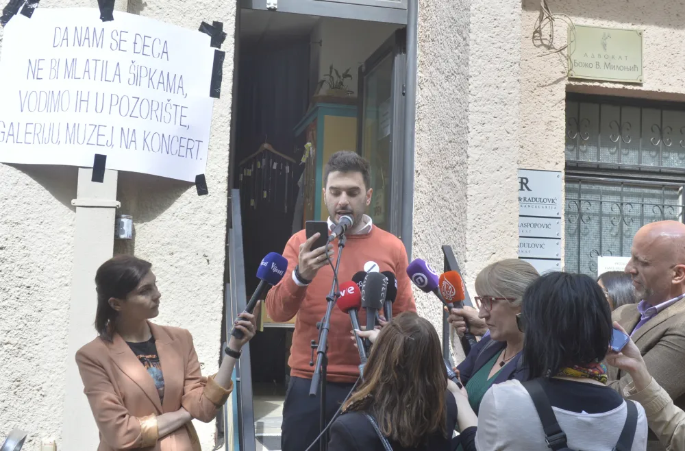 protest pripadnika umjetnickih zanimanja